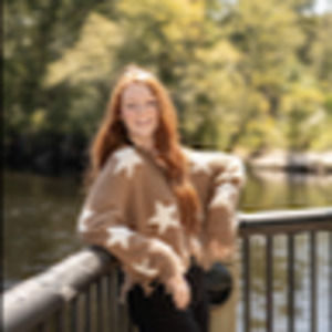 Meet your Posher, Becca